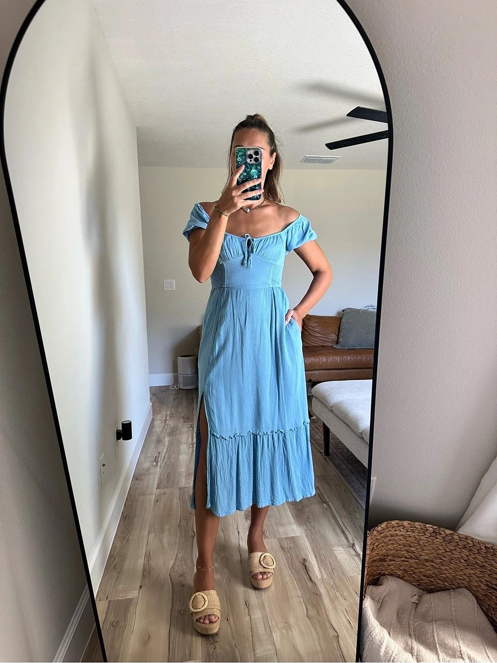 Hollister Saidie Short-Sleeve Midi Dress Blue Midi Dress XS